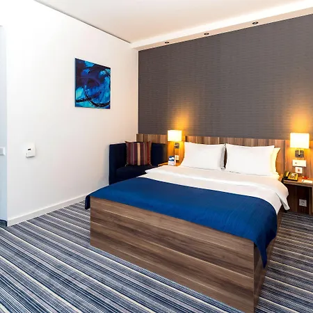 Hotel Express By Ihg 3*