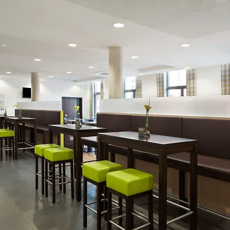 Express By Ihg 3*