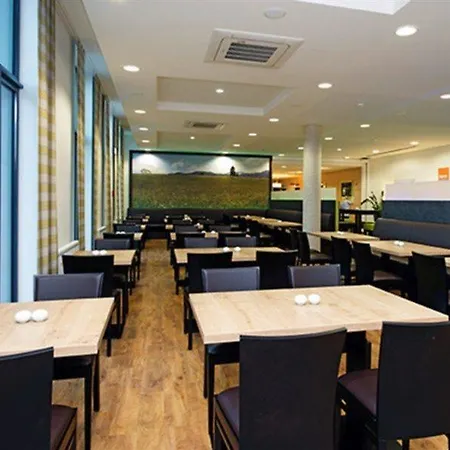 Express By Ihg اوغسبورغ