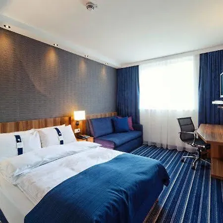 Express By Ihg 3*