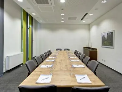 فندق Express By Ihg 3*