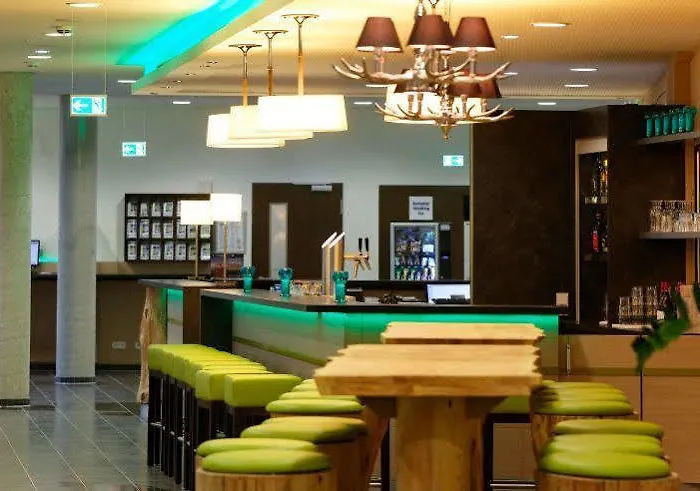 Express By Ihg Hotel