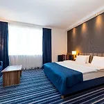 Express By Ihg 3*