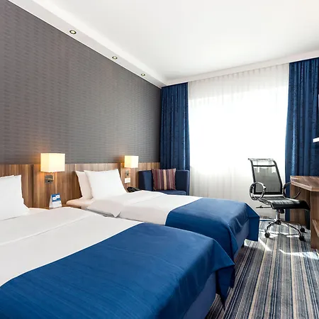 Otel Express By Ihg 3*