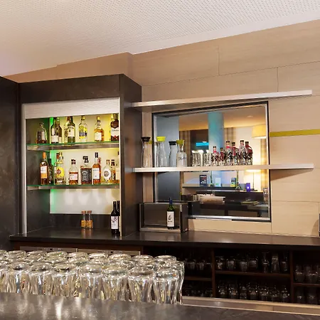 Express By Ihg 3*