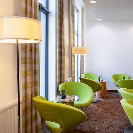 Отель Express By Ihg 3*