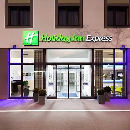 Express By Ihg 3*