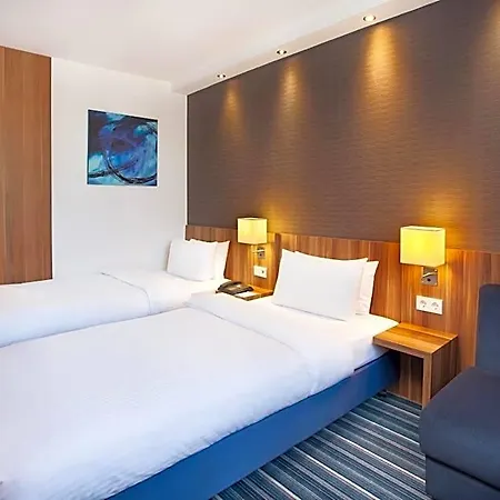 Отель Express By Ihg Аугсбург