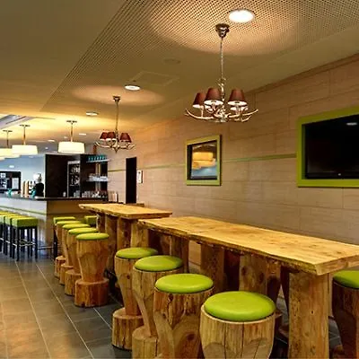 Express By Ihg 3*