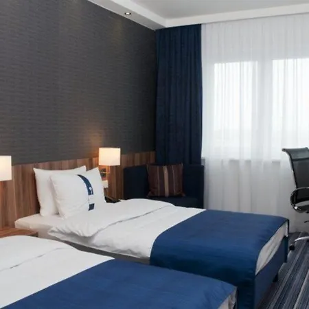 Отель Express By Ihg