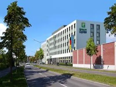 Otel Express By Ihg 3*