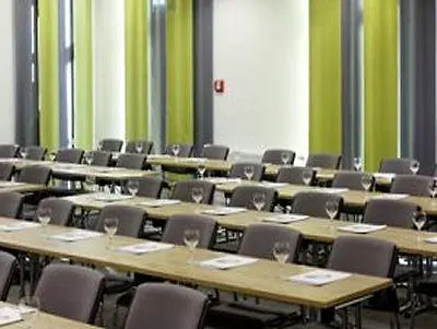 Express By Ihg 3*